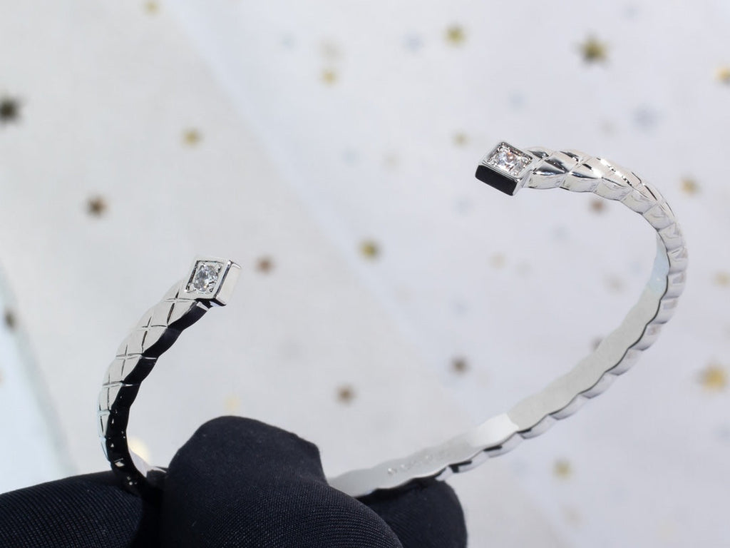Chanel Crush Bracelet Open Cuff Silver