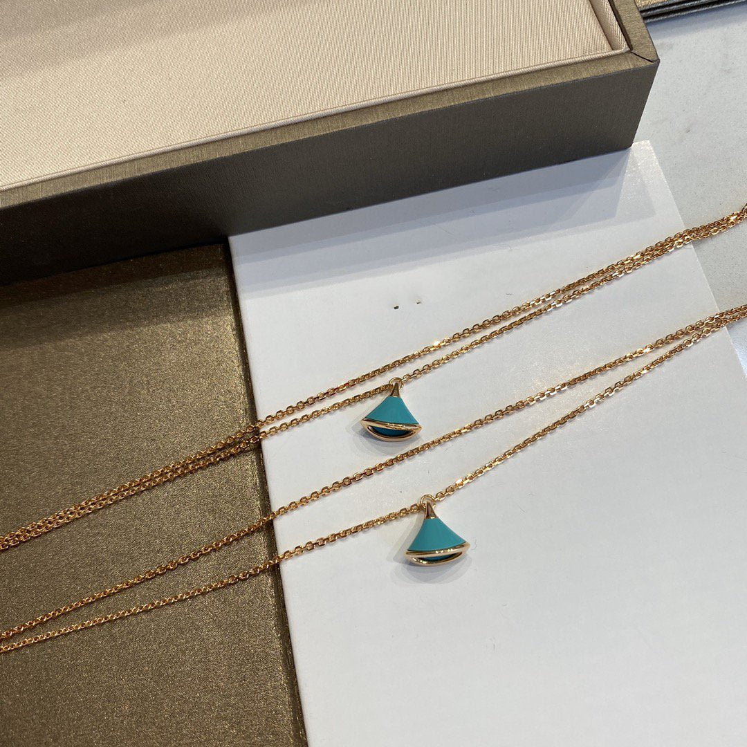 Bvlgari Dream 1 Motif Malachite Pink Gold Double Chain Bracelet