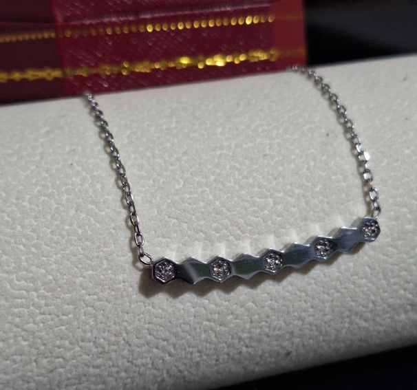 Chaumet Bee Love Necklace Cubic Zirconia