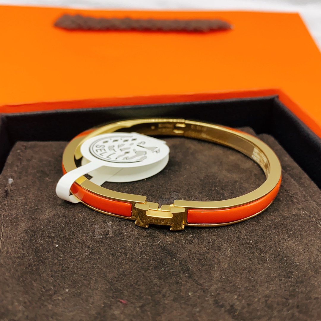 Hermes Classic HM Clic Red 8MM Enamel Bracelet
